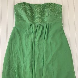 David’s Bridal Green Sleeveless Wedding Dress